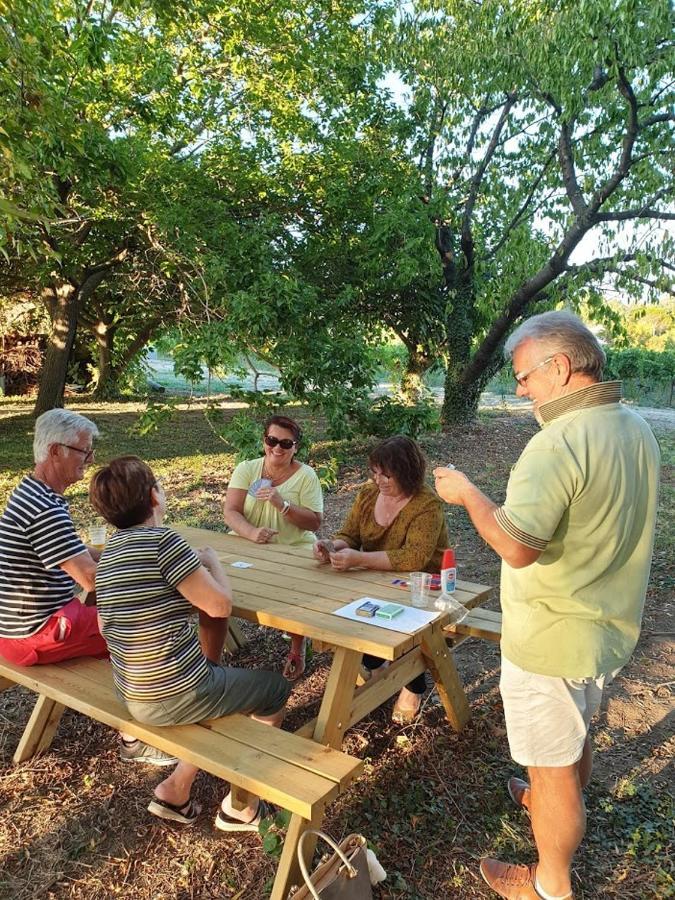 Gites La Ferme De Marguerite Tulette Eksteriør bilde
